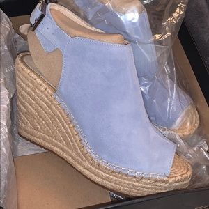 Kenneth Cole Olivia Wedge BRAND NEW IN BOX